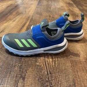 Adidas ActiveRide tennis shoes